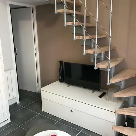 Apartment Studio Viviane *